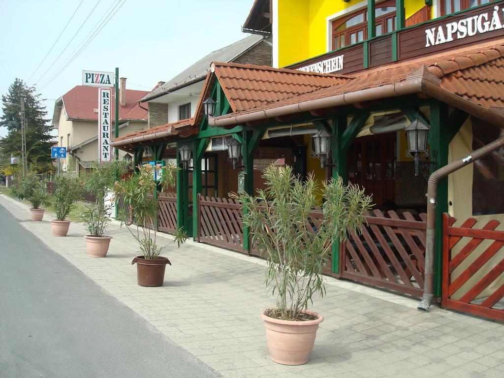 Отель Napsugar 3*